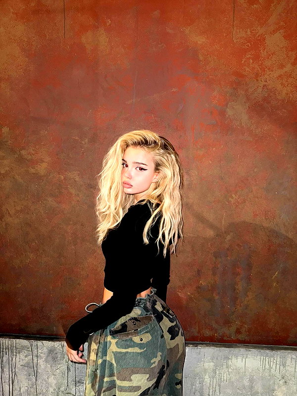 aly.revolver instagram image archive image