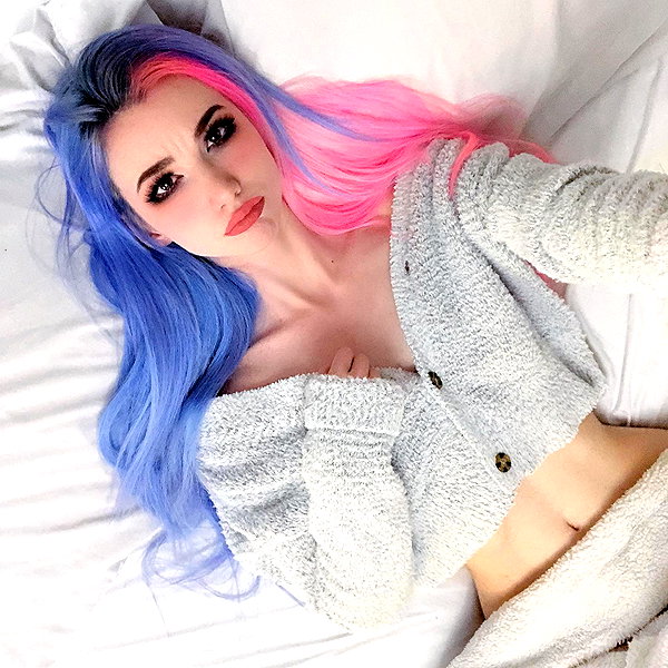 danielle.mercedie instagram image archive image