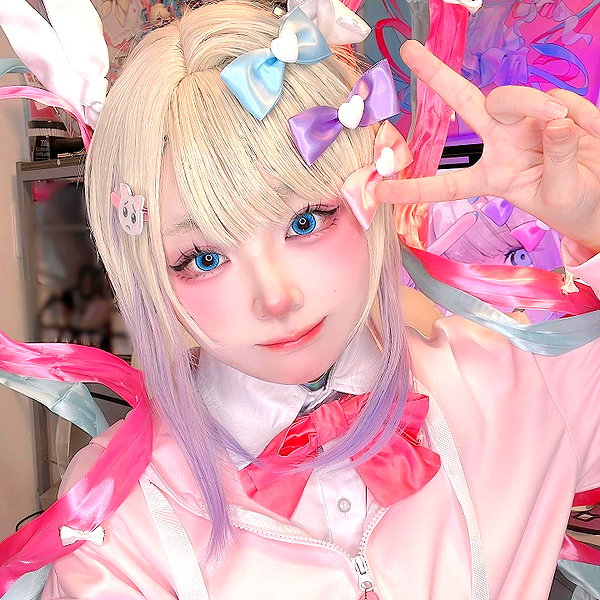 purinn_cos instagram image archive image