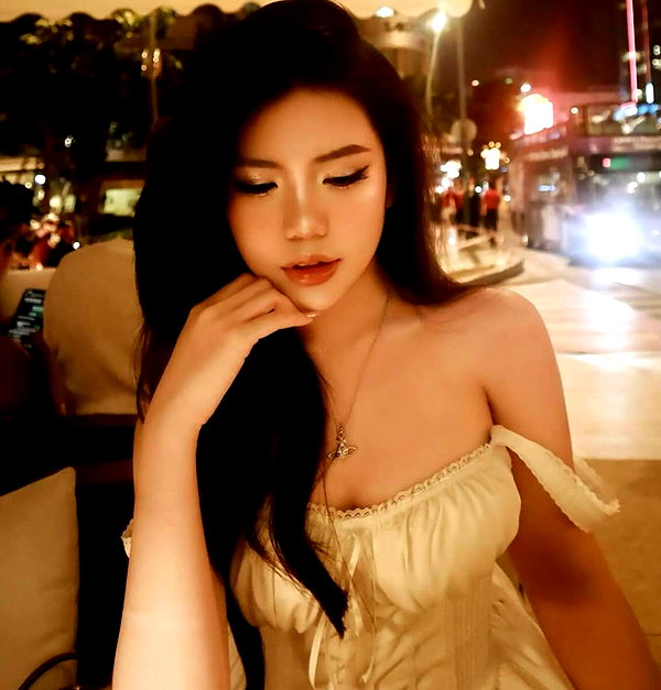 lyhythuedoxinh instagram image archive image