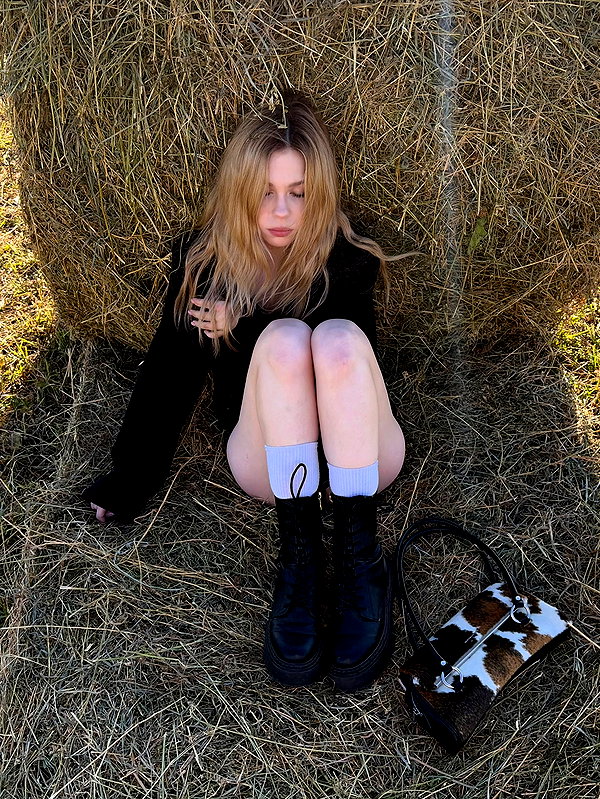 anasilesio instagram image archive image