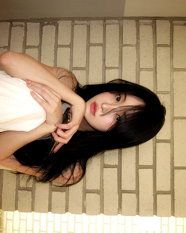daxbin instagram image archive image