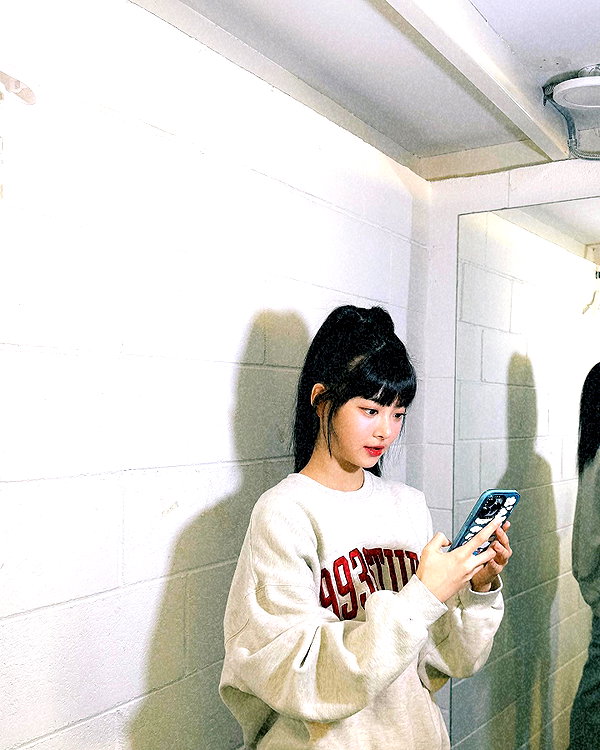 hhh.e_c.v instagram image archive image