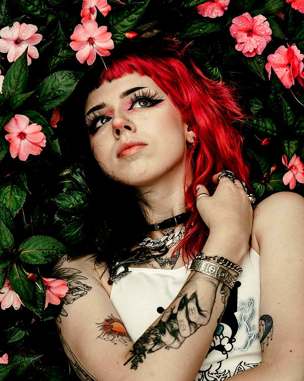 yeahimcaroline instagram image archive image