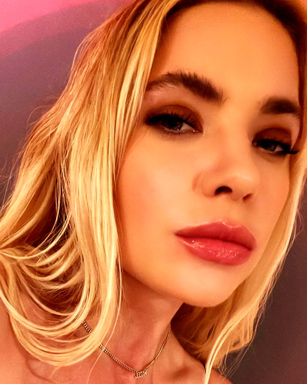 ashleybenson instagram image archive image