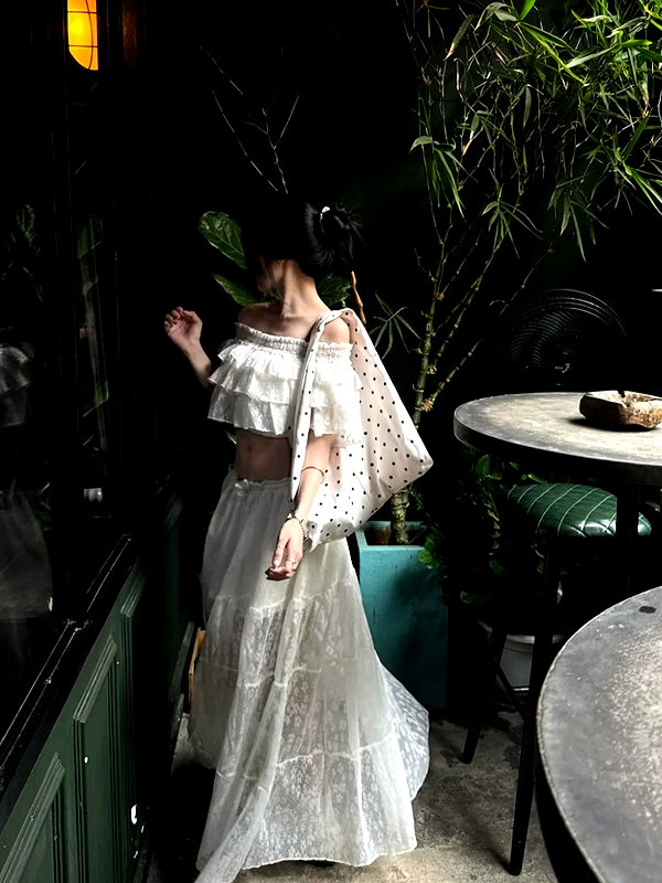 lyhythuedoxinh instagram image archive image