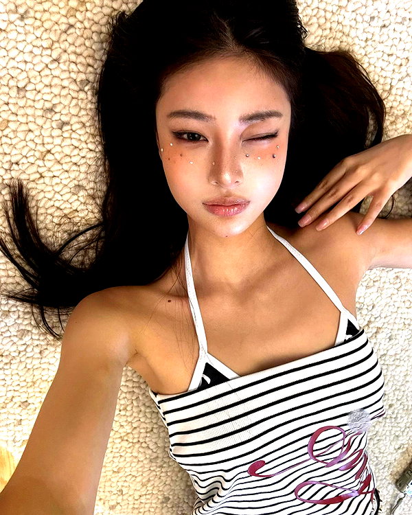ll.lu1s instagram image archive image