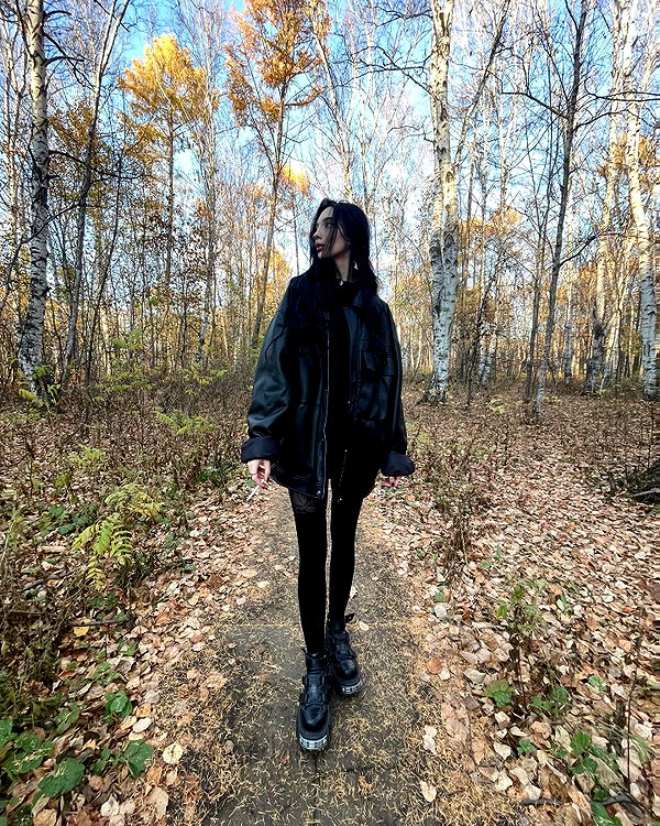 kriskaik instagram image archive image