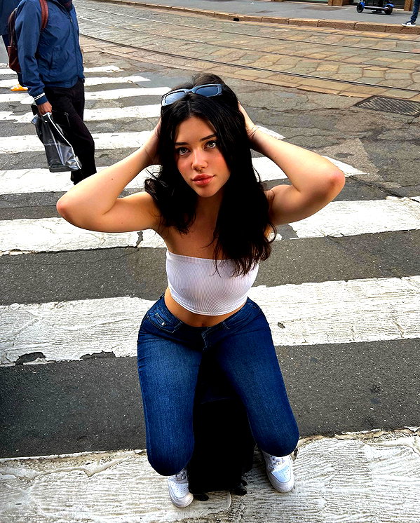 vanessa.rhd instagram image archive image