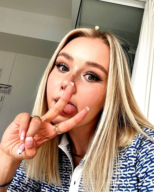 lilih instagram image archive image