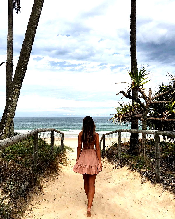 olivia.mathers instagram image archive image