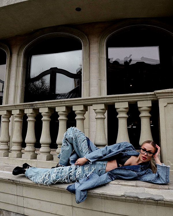 kkwwwv instagram image archive image