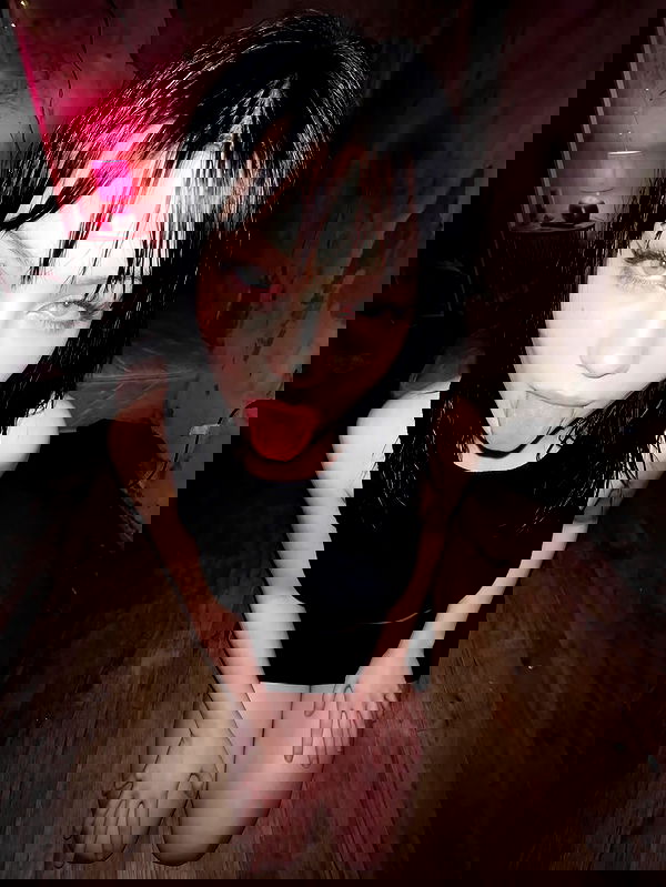 itsariaono itsariaono archive image