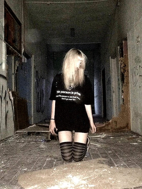 meeowqx instagram image archive image