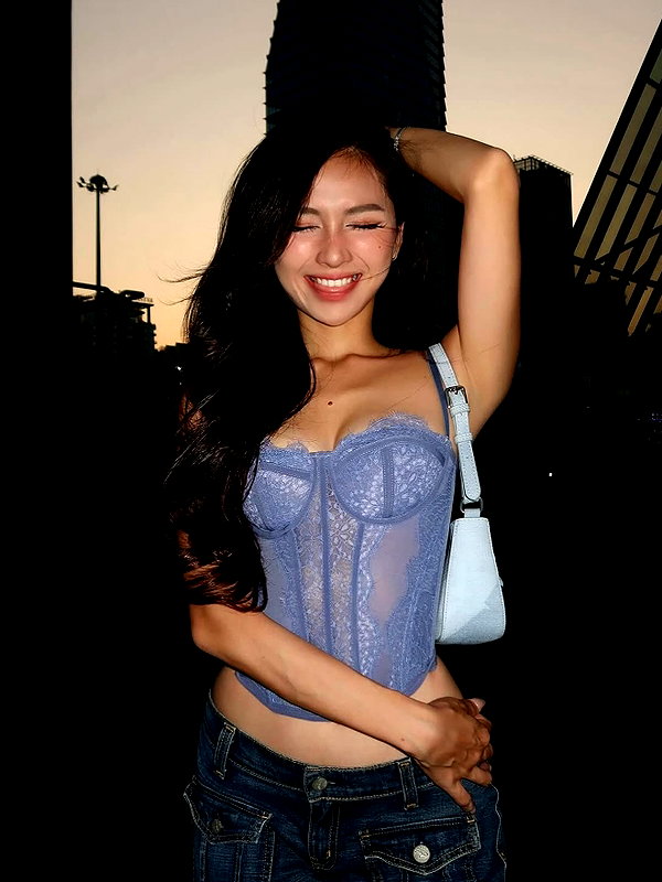 lyhythuedoxinh instagram image archive image