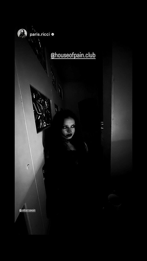 Archived image from @amberxswain on Instagram