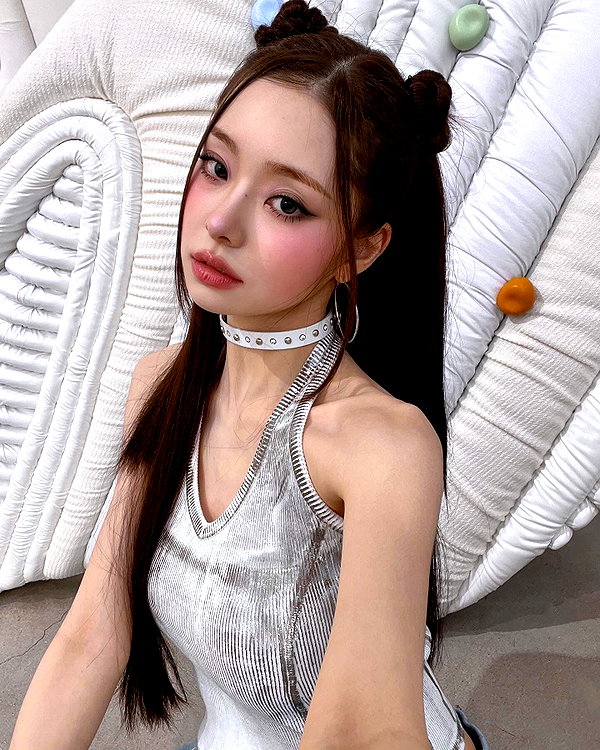 dear.zia instagram image archive image
