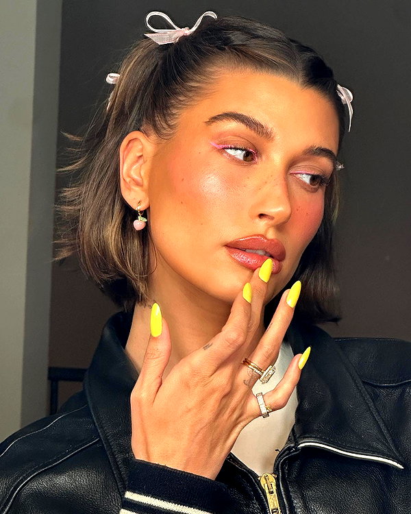 haileybieber instagram image archive image