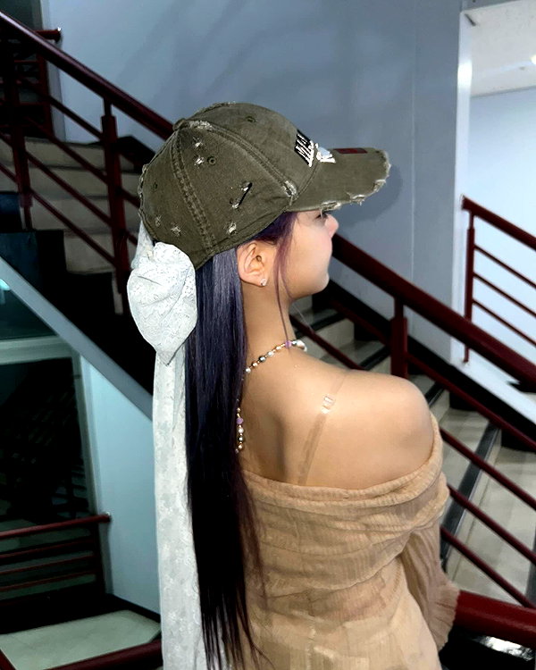 hhh.e_c.v instagram image archive image
