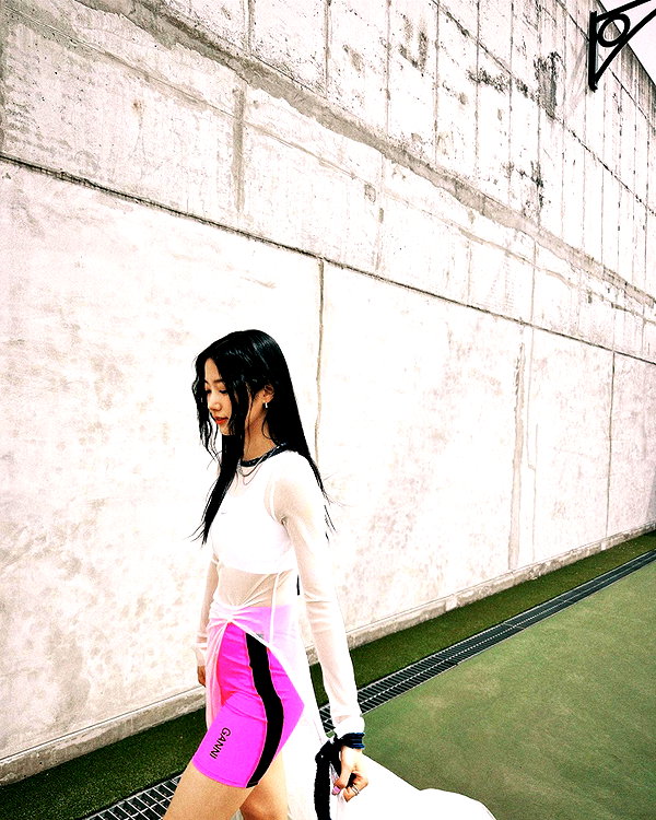 zuhazana instagram image archive image