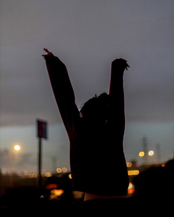romi_henenson instagram image archive image