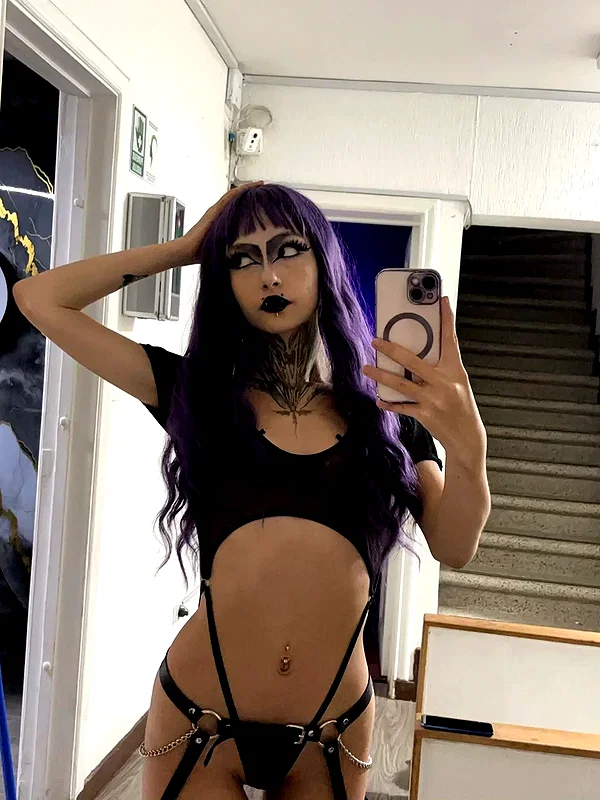 nyx_o_o_ instagram image archive image