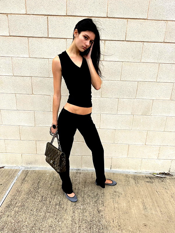reneeebeller instagram image archive image