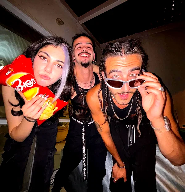 ayash.hila instagram image archive image