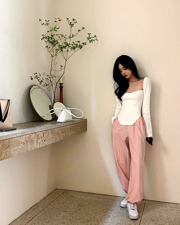 daxbin instagram image archive image