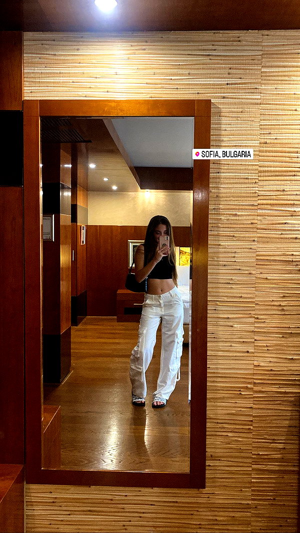 talia_davidov instagram image archive image