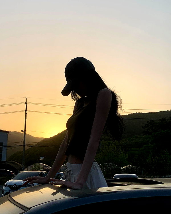 daxbin instagram image archive image
