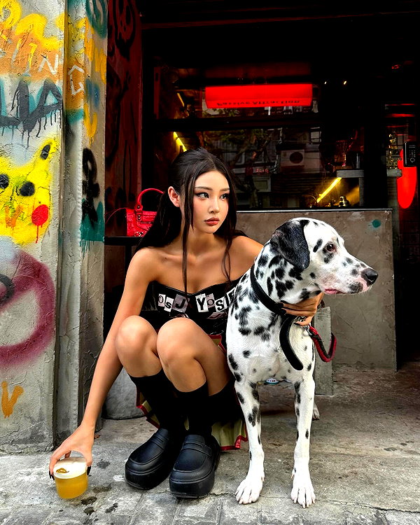 ll.lu1s instagram image archive image