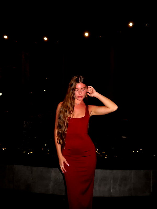 daniella_zeldis instagram image archive image