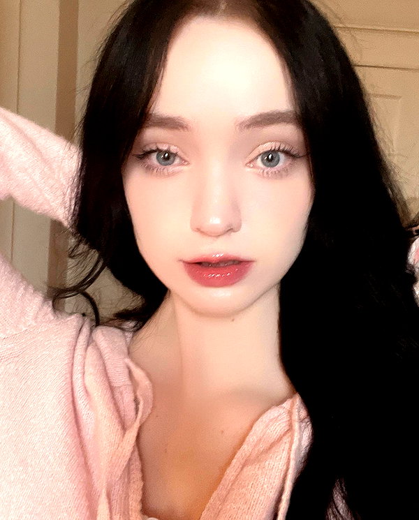 1uvgabi instagram image archive image