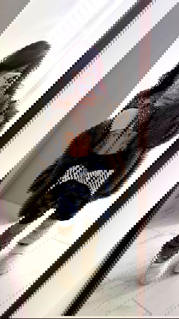 zommmbri zommmbri archive image