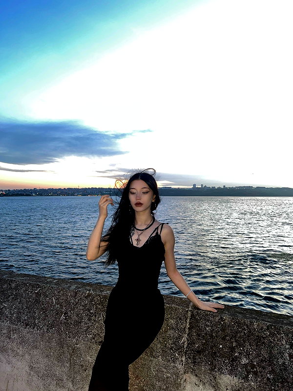 madamist_ instagram image archive image