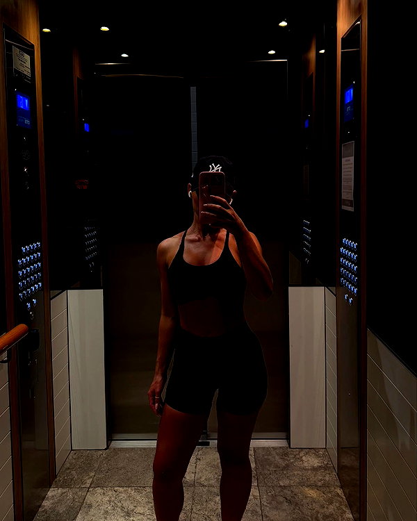 allieauton instagram image archive image