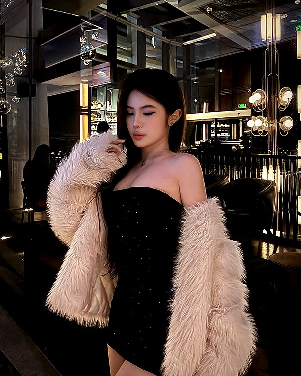 lyhythuedoxinh instagram image archive image