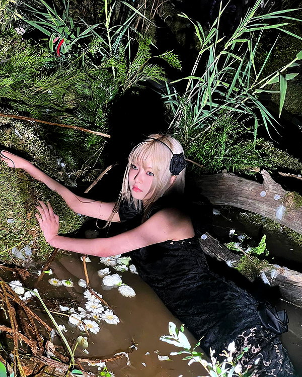 hhh.e_c.v instagram image archive image