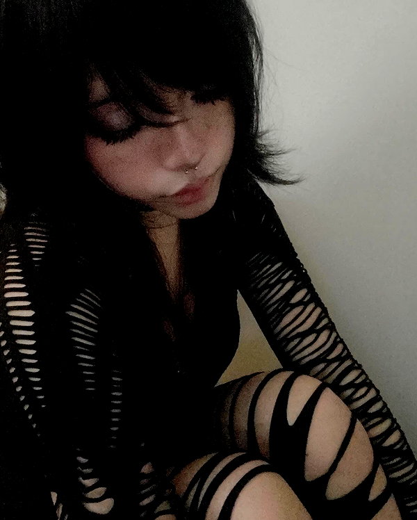 Archived image from @danvyee on Instagram