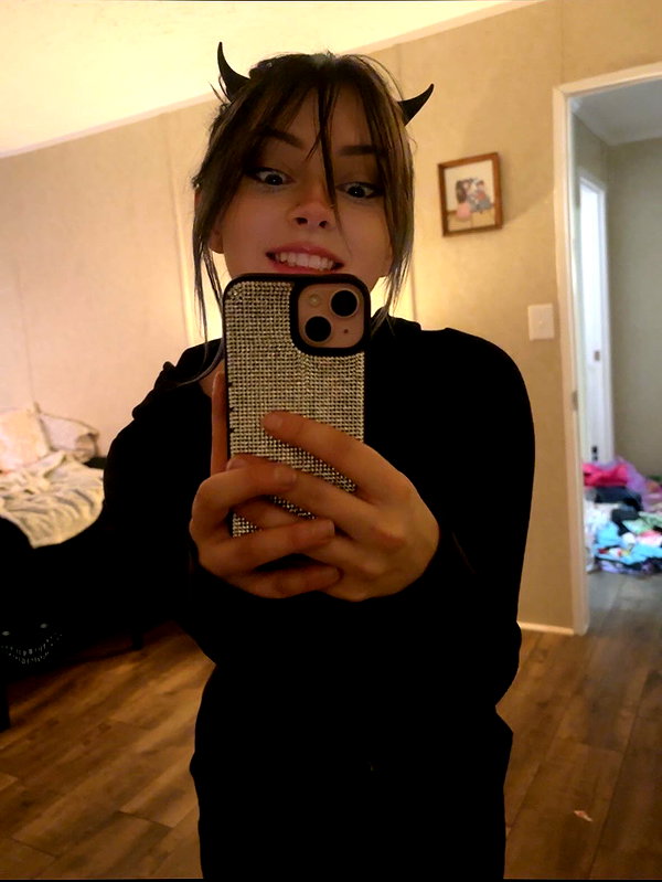 _kinzxy instagram image archive image