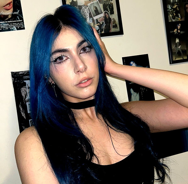 ayash.hila instagram image archive image