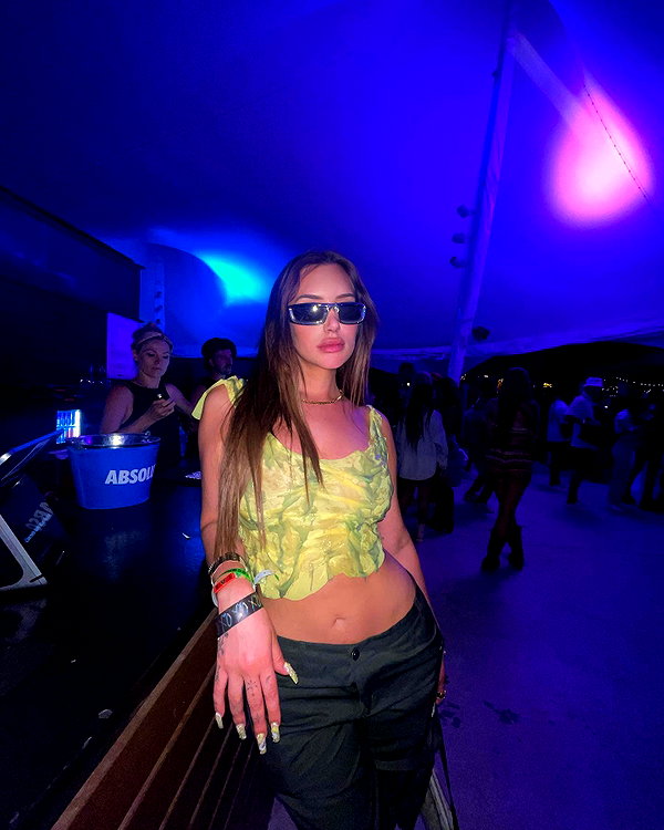 staskaranikolaou instagram image archive image
