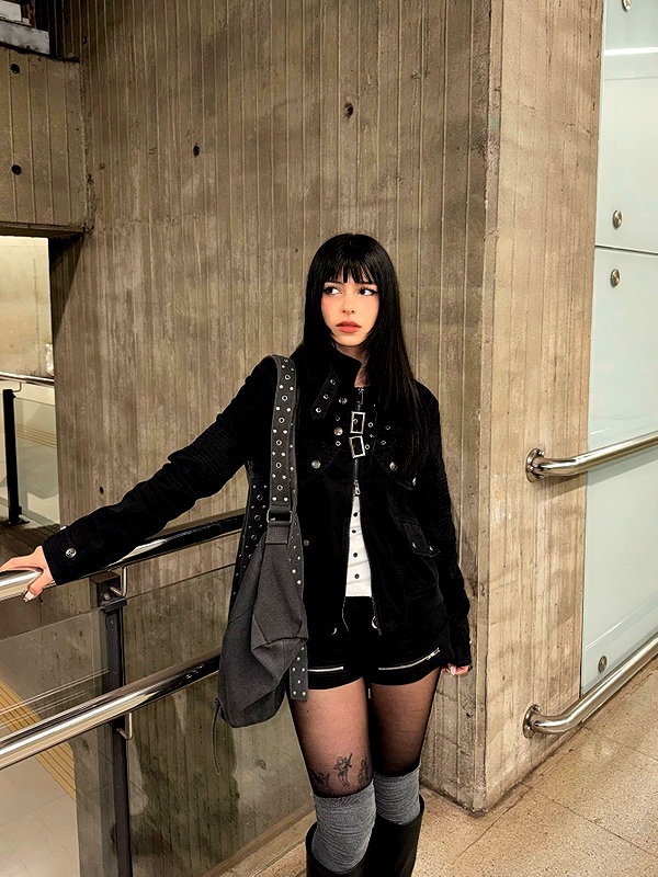 connie.01j instagram image archive image
