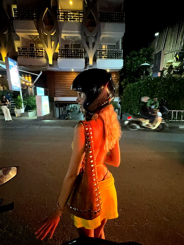 brontesheppeard instagram image archive image