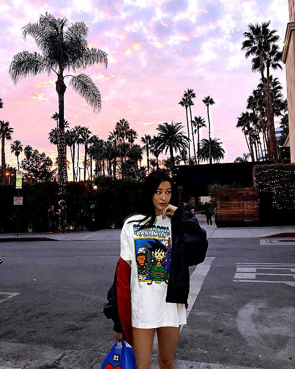 emily.ghoul instagram image archive image