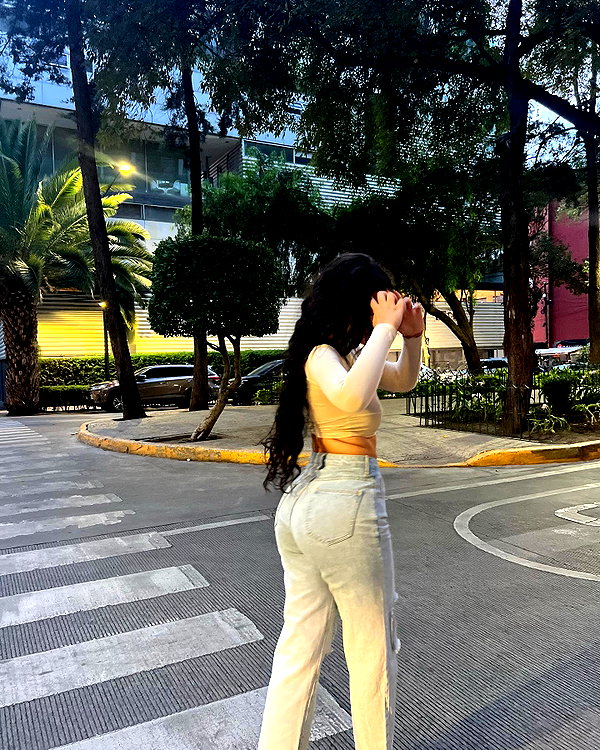vanessa.rhd instagram image archive image