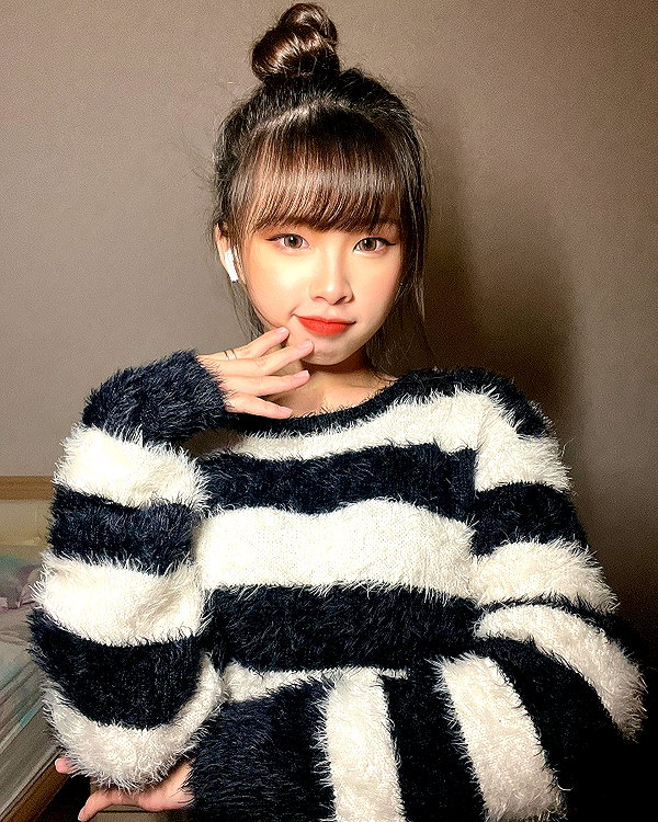 e.shao_417 instagram image archive image