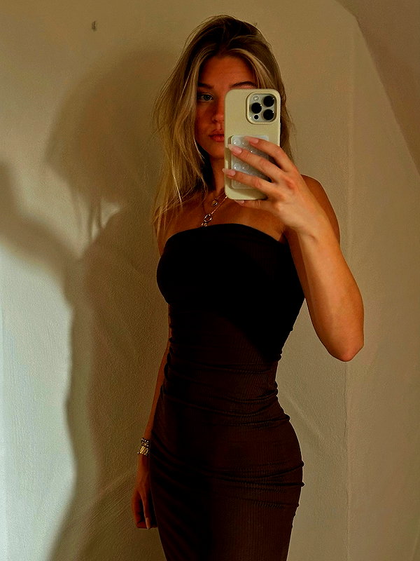 danamrts instagram image archive image