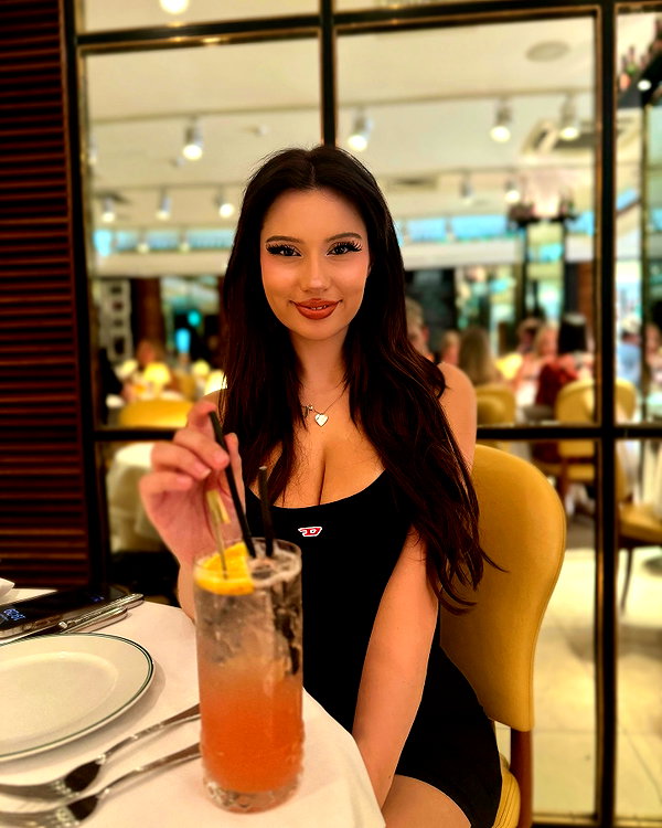 cherrycatxox instagram image archive image